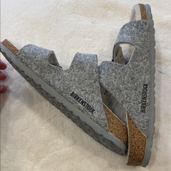 Birkenstock Gray Wool-Lined Sandals Sz 6 - Picture 5 of 6